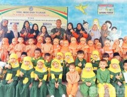 Anggota Koramil 0826-05 Larangan, Pamekasan Tanamkan Jiwa Nasionalisme Sejak Dini