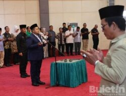 Bupati Tapsel Lantik Pejabat Administrator, Pengawas, Ka UPT Puskesmas dan Kepsek SD/SMP