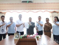 Bupati Tapsel Teken Hibah Dukungan Peningkatan Prasarana Bandar Udara Aek Godang