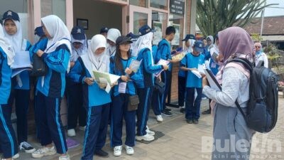 352 siswa SMP N 1 Pandaan Penuhi candi Penataraan dan Makam Bung Karno, Ini Yang Dilakukan