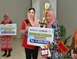 Dalam Menjaga Generasi Penerus Novita Hardini Gelar Anugrah untuk Bunda PAUD Kecamatan