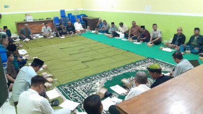 Pengurus RT/RW Situbondo Diminta Tetap Kompak Jelang Pemilu