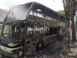 Ini Penyebab Bus Double Dacker Ludes Terbakar di Pamekasan, Kabel Telkom Turut Terbakar