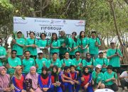 Kurangi Polusi Udara, FIFGroup dan LindungiHutan Tanam 2.326 Mangrove di Pulau Pari