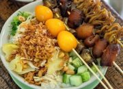 Bubur Ayam Jakarta vs Bubur Ayam Chinese: Saingan Lezat di Dunia Bubur