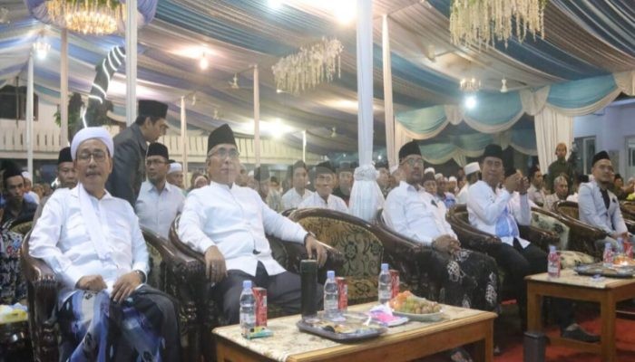 Pj Bupati Probolinggo Hadiri Haflatul Imtihan Ke-92 Ponpes Zaha Genggong