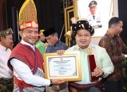 Pemkab Tapsel Terima Dua Penghargaan dari Pj Gubernur Sumut