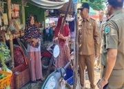 Pj Bupati Probolinggo Minta Pedagang Di Trotoar Pasar Semampir Bongkar Lapaknya