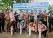 Pj Bupati Apresiasi Gerakan Masyarakat Pemasangan Tanda Batas, Pamekasan dapat 50 Ribu Patok Tanah