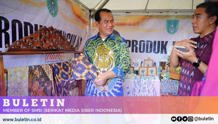 Batik Kota Probolinggo Tuai Pujian di East Java Fashion Harmony 2024