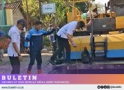 Pastikan Sesuai Spesifikasi, Pj Bupati Bondowoso Sidak Trial Pengaspalan