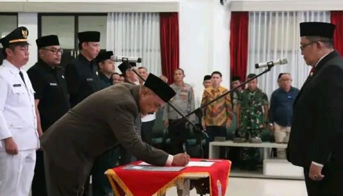 Bupati Ade Sugianto lantik 65 Pejabat Pemda Kabupaten Tasikmalaya