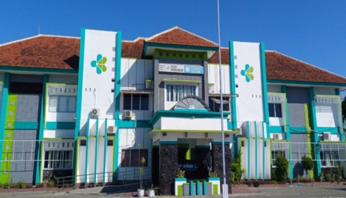 Pemkab Situbondo Alokasikan DBHCHT untuk Pengadaan Buku Pink KIA