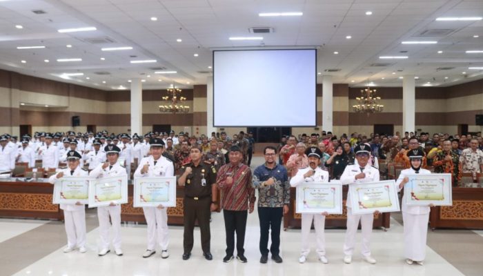 DPMD Probolinggo Gelar Penguatan Tata Kelola Keuangan dan Pemberian Penghargaan Desa Mandiri