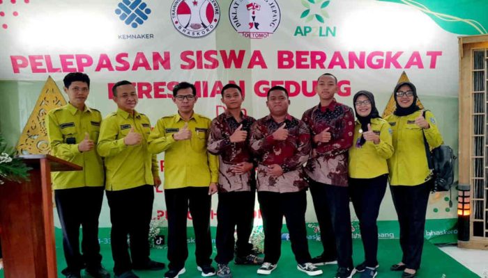 SMKN 1 Donorojo Pacitan Go Internasional, 4 Siswa Magang di Jepang