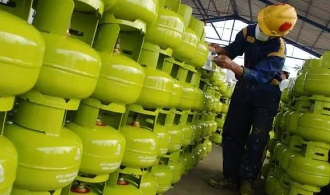 Pelaku Usaha di Malang Keluhkan Dampak Aturan Penjualan LPG 3 Kg