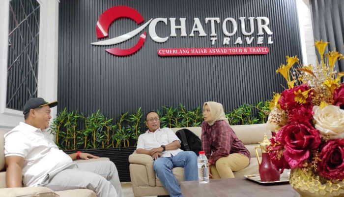 Awali Rangkaian HPN 2025, PWI Jatim Gelar Jalan Sehat