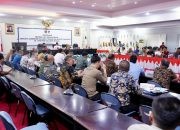 Beri Pengarahan Kepada Kepala Daerah Se-Provinsi Sulteng, Menteri Nusron Tekankan Pentingnya Peran Pemda Wujudkan Administrasi Pertanahan Modern