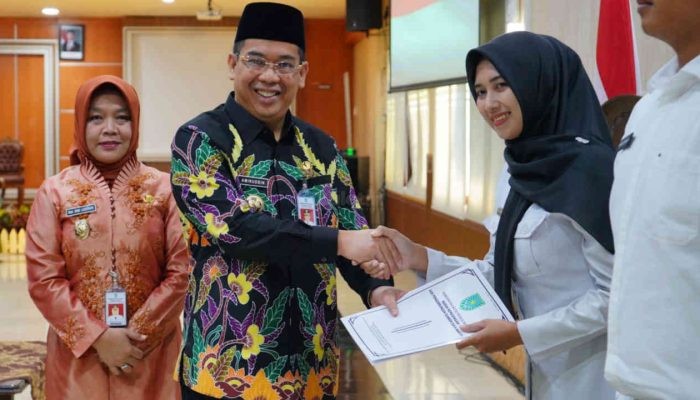 Puluhan PPPK Tahap I Kota Probolinggo Terima SK Pengangkatan