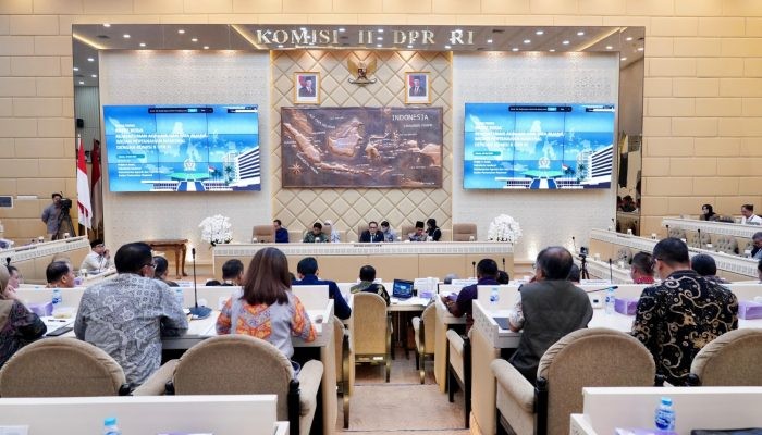 Tindak Lanjut Evaluasi Triwulan I, Komisi II DPR RI Adakan Rapat Kerja dengan Kanwil BPN Provinsi Se-Indonesia