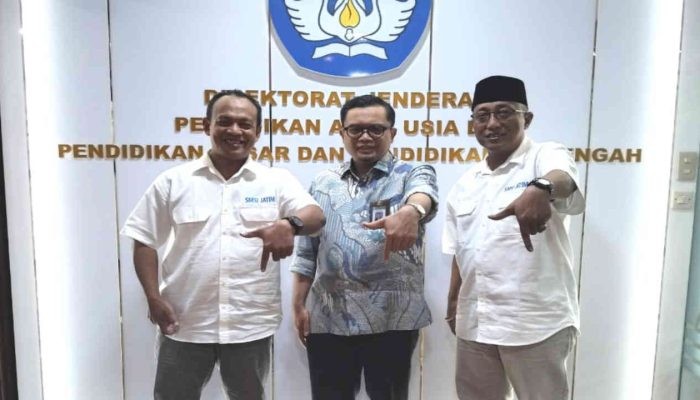SMSI Jatim Ajak Kemendikdasmen Berkolaborasi Tingkatkan Literasi Guru dan Siswa
