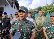 Yonif 514/SY Berikan Bantuan Karpet, Al quran, Pengobatan Gratis dan Bagikan Ratusan Paket Sembako untuk Warga Kaligedang