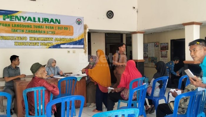 Pemdes Umbulrejo Salurkan BLT DD Triwulan II TA 2025