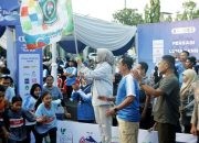 Stadion Semeru Dibanjiri Pelari, Lumajang Kuatkan Kampanye Gizi dan Olahraga Seimbang
