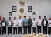 Serahkan 11 Sertipikat Tanah Wakaf untuk PCNU Kalimantan Selatan, Menteri Nusron Dorong Kolaborasi Lintas Organisasi Keagamaan