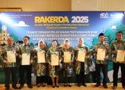 BPN Sumut Serahkan Sertipikat Tanah pada Rakerda 2025: Dorong Transformasi Layanan Pertanahan yang Modern dan Transparan