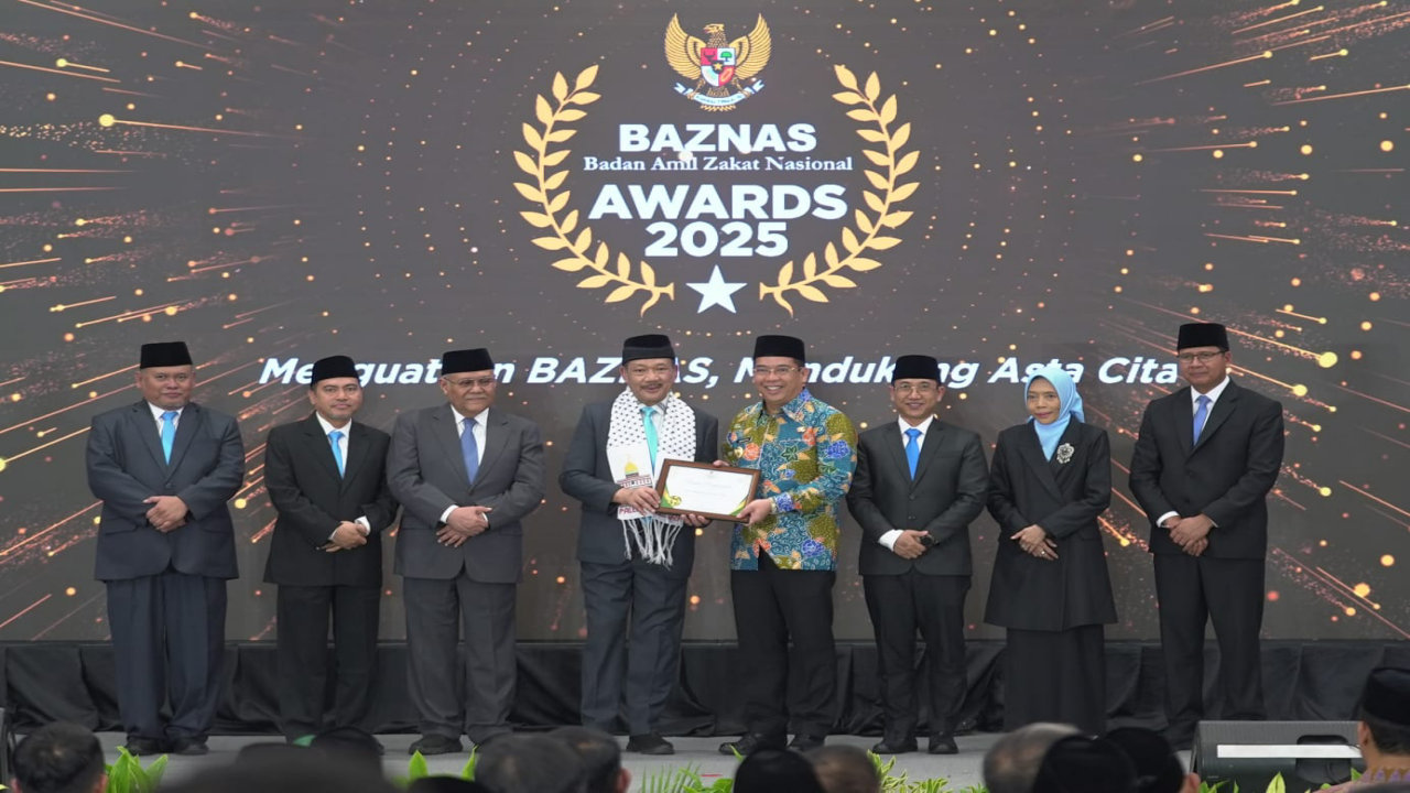 Wali Kota Probolinggo Raih Penghargaan Kepala Daerah Pendukung Gerakan Zakat