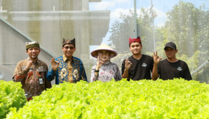 Bupati Banyuwangi Ngantor di Tiga Desa, Cek Infrastruktur hingga Maksimalkan Potensi Pertanian