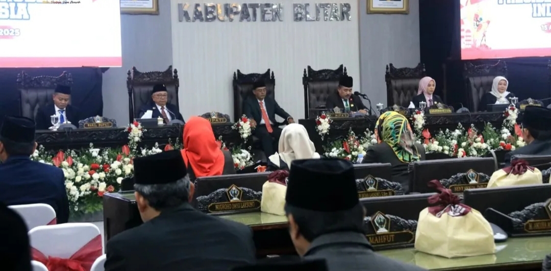 Menyongsong HUT ke-80 RI, DPRD Blitar Tekankan Persatuan dalam Rapat Paripurna Istimewa