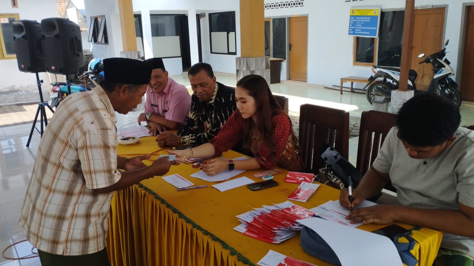 Insentif Guru Ngaji Jember: Mulyadi Tersenyum, Proses Pencairan Semakin Mudah