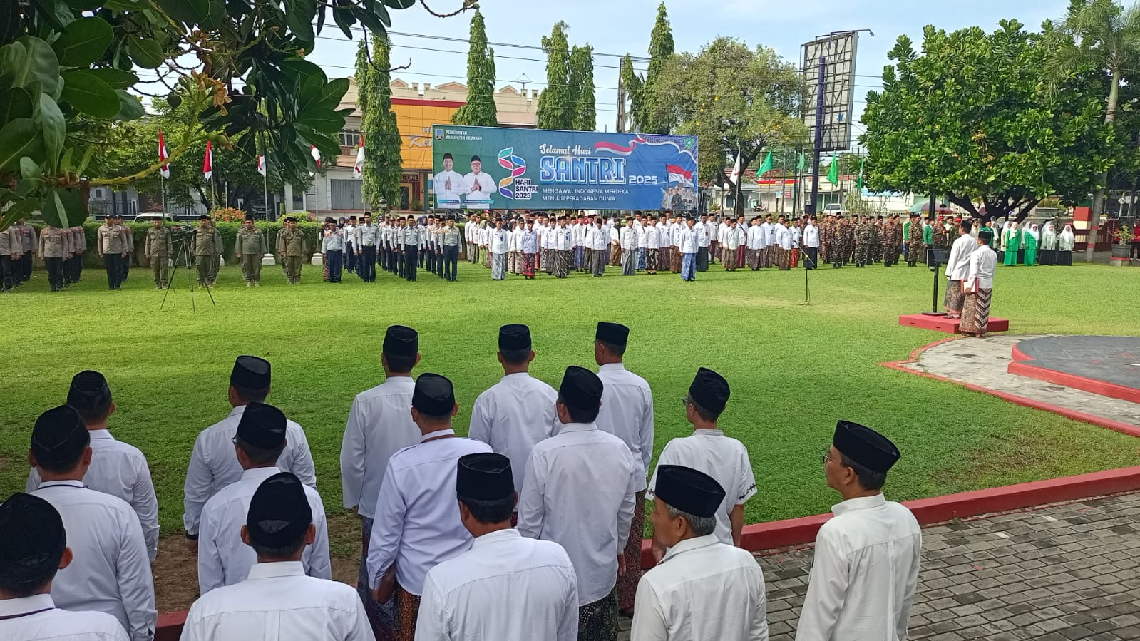 Hari Santri Nasional 2025, Bupati Rembang Ajak Santri Jadi Agen Peradaban Dunia