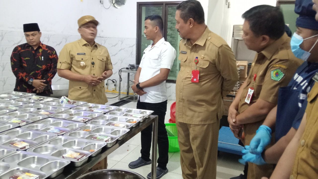 32 SPPG di Pamekasan Tetap Beroperasi dan Belum Kantongi SLHS, Apakah Aman?