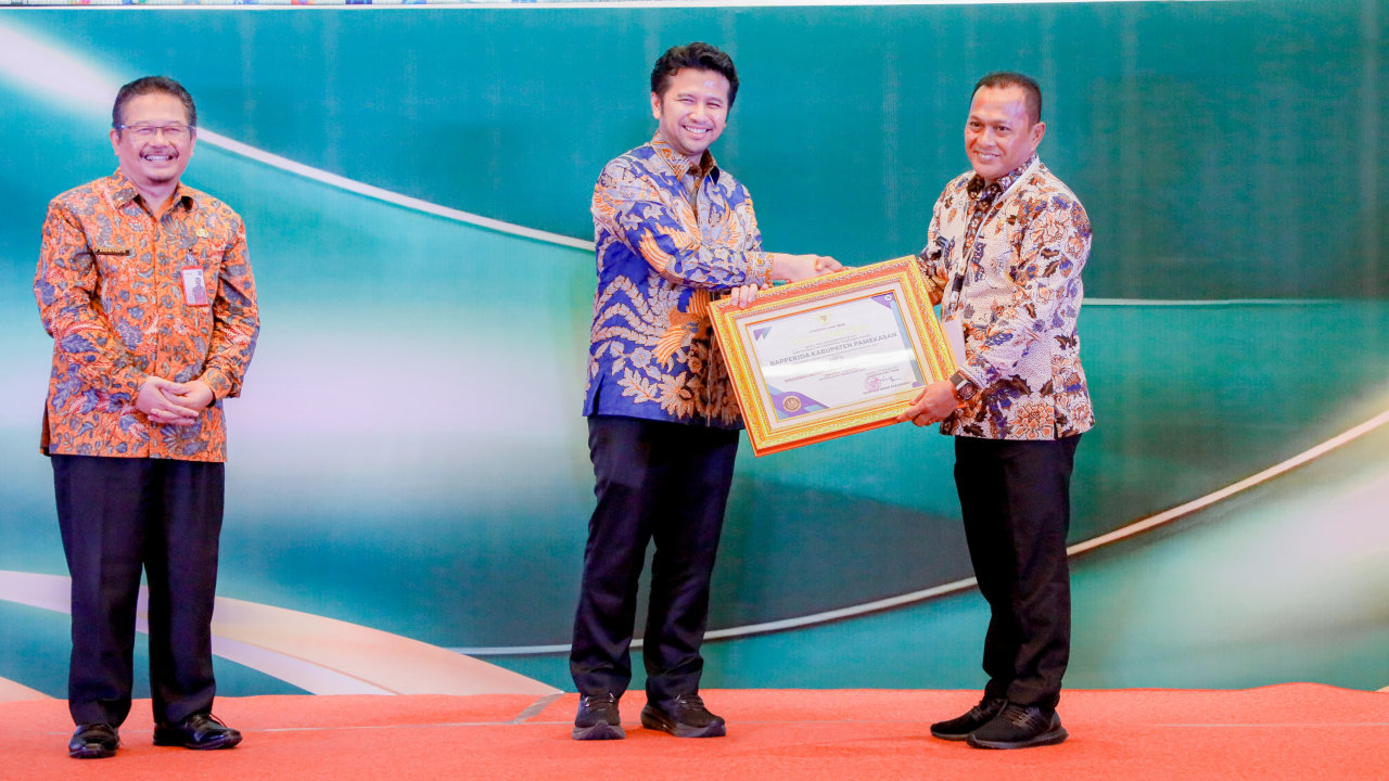 Pemkab Pamekasan Raih Penghargaan Inotek Award Tahun 2025