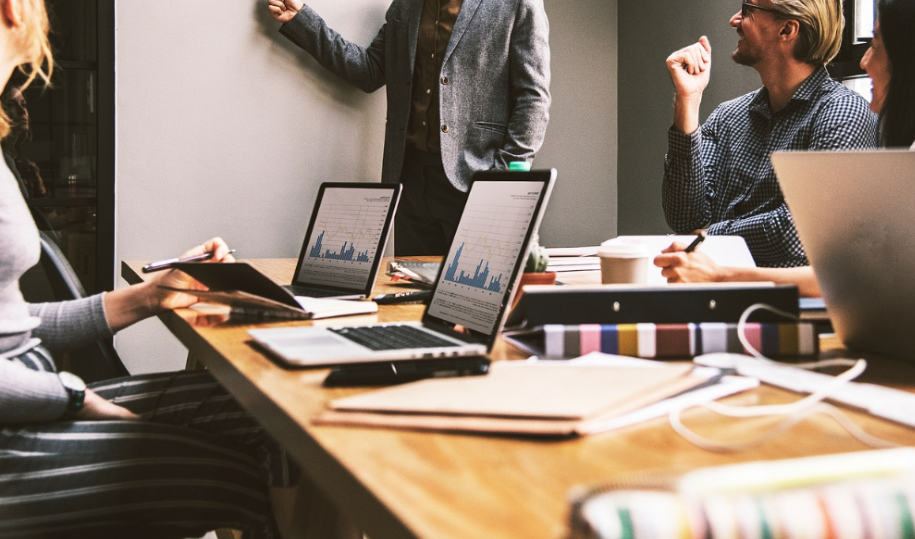 Bingung Bagaimana Cara B2B Bisnis Meningkatkan Leads? Ini Kata Krona Digital Agency