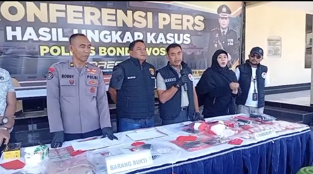 Satreskoba Polres Bondowoso Amankan Lima Tersangka Kasus Narkoba dan Okerbaya