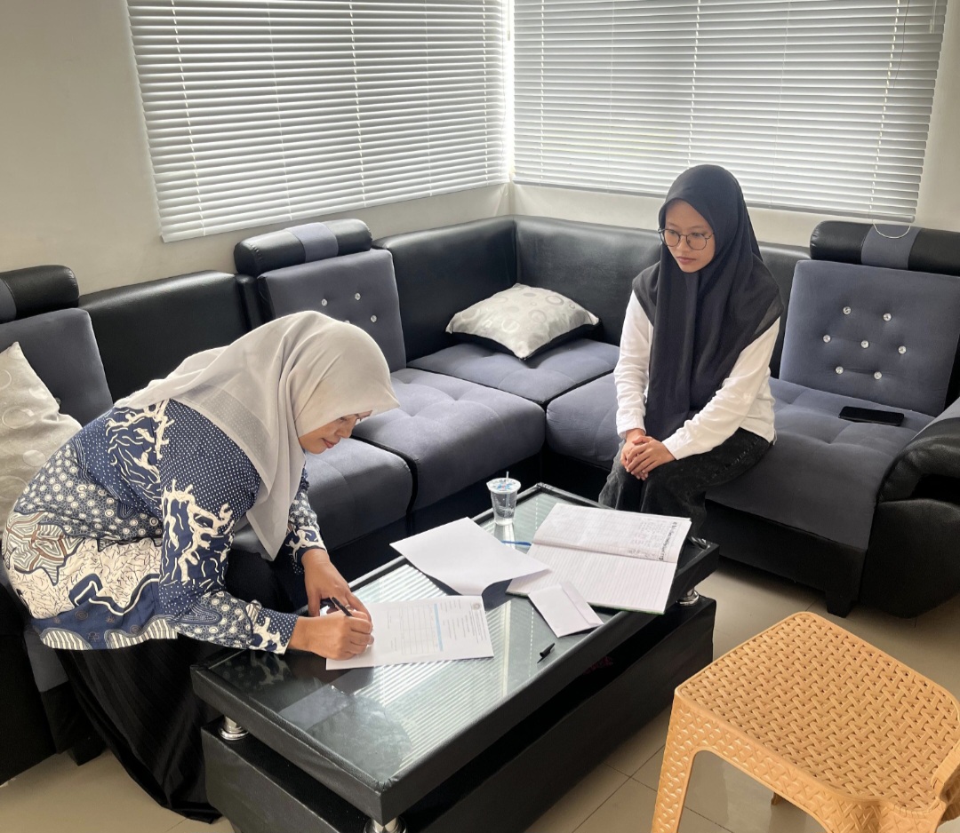 SPPG Bondowoso Badean Salurkan Insentif untuk Guru, Wujud Apresiasi dan Transparansi Program MBG