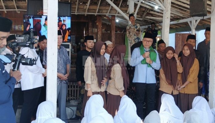 Menko Pangan Zulhas Ajak Daerah Perbanyak Pasar Murah untuk Stabilkan Harga Sembako