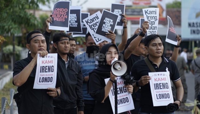 Jurnalis Bondowoso Gelar Aksi Simbolik, Desak Presiden Klarifikasi Pernyataan “Londo Ireng”