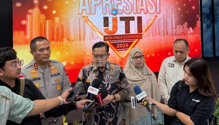 Dirjen PAUD Dikdas PNFI Gogot Suharwoto Terima Apresiasi IJTI 2026