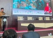 Bupati Pamekasan Hadiri Acara Sarasehan dan Bedah Buku yang Digelar Aliansi Wartawan di UIN Madura 
