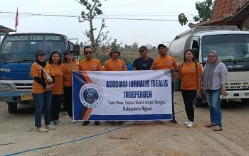 Asosiasi Jurnalis Idealis Independen Salurkan Bantuan Air Bersih di Dusun Gagan Bringin