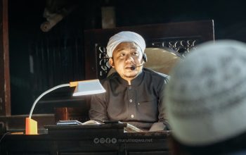 Ketika Ketua NU Menyeberang Pagar
