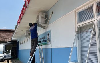 SPPG Badean Bondowoso Rutin Jaga Kebersihan dan Servis AC demi Kenyamanan Lingkungan Kerja